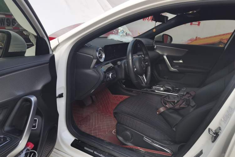 Used Mercedes-Benz A-Class 2020 Second Facelift A 180 L Sport Sedan Driver Seat