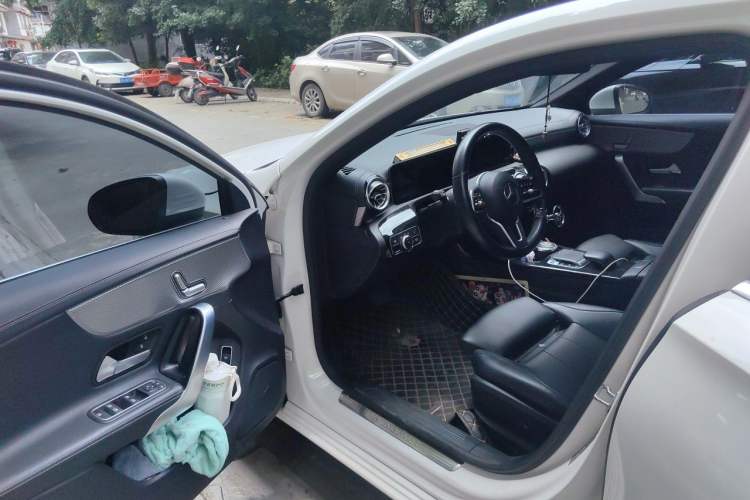 Used Mercedes-Benz A-Class 2020 A 200 L Driver Seat