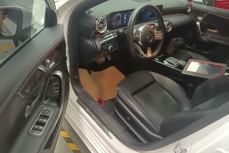 Used Mercedes-Benz A-Class 2020 Restyled A 200 L Sport Sedan Fashion Version Driver Seat