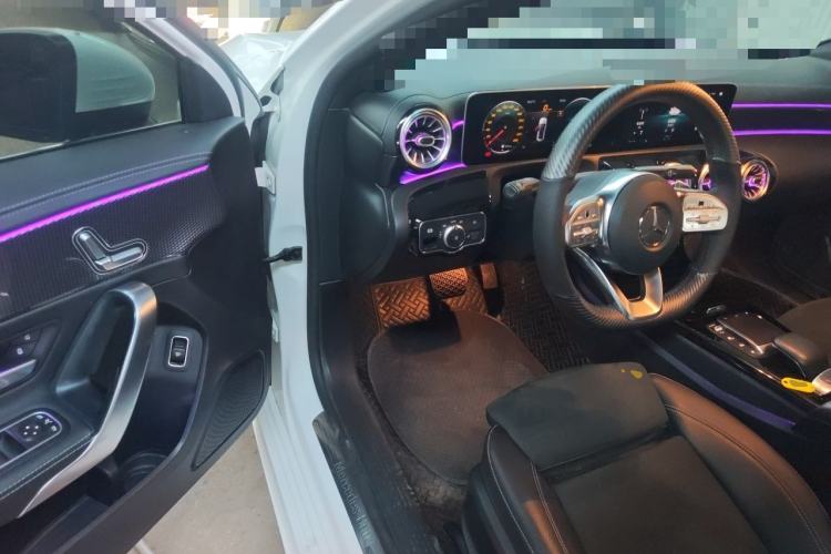 Used Mercedes-Benz A-Class 2020 Restyled A 200 L Sport Sedan Fashion Version Driver Seat