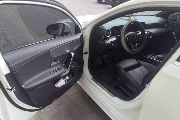 Used Mercedes-Benz A-Class 2020 Second Facelift A 180 L Sport Sedan Driver Seat