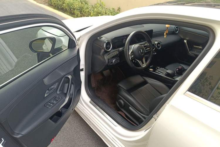 Used Mercedes-Benz A-Class 2020 Second Facelift A 180 L Sport Sedan Driver Seat