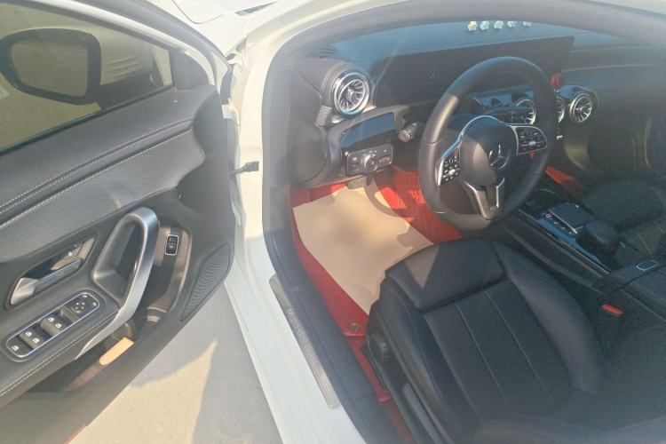 Used Mercedes-Benz A-Class 2020 Second Facelift A 180 L Sport Sedan Driver Seat