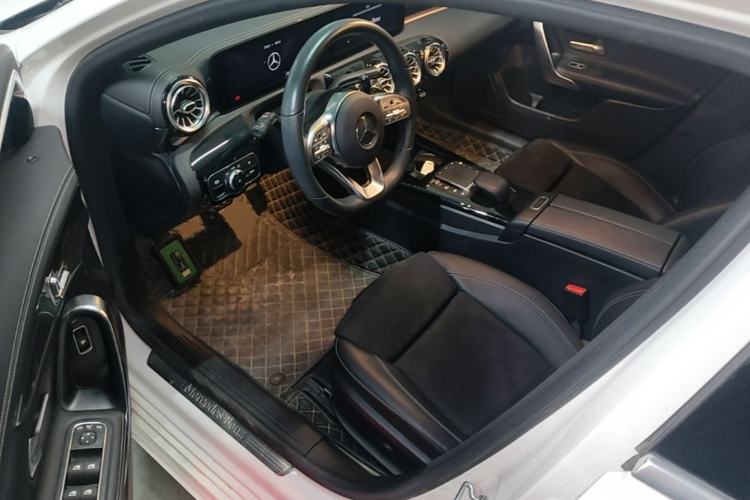 Used Mercedes-Benz A-Class 2020 Restyled A 200 L Sport Sedan Fashion Version Driver Seat