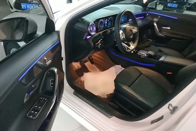 Used Mercedes-Benz A-Class 2020 Restyled A 200 L Sport Sedan Fashion Version Driver Seat