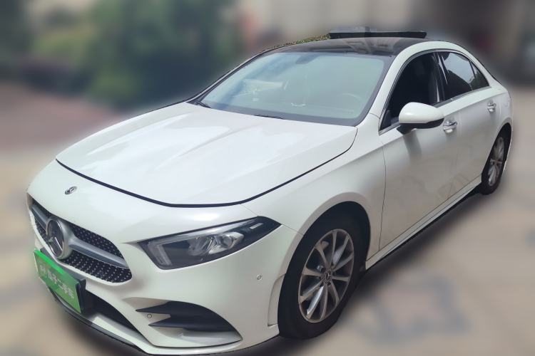 Used Mercedes-Benz A-Class 2020 Restyled A 200 L Sport Sedan Dynamic Version Guazi used car, China used car export, Used car for sale, Used Mercedes-Benz cars, Cheapest cars for sale