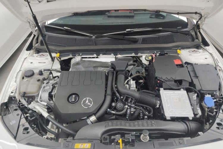 Used Mercedes-Benz A-Class 2020 Restyled A 200 L Sport Sedan Fashion Version Engine Bay