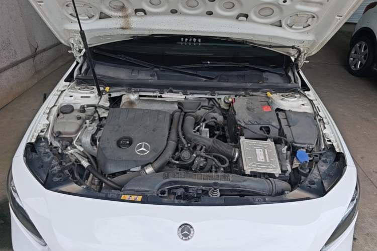 Used Mercedes-Benz A-Class 2020 Restyled A 200 L Sport Sedan Fashion Version Engine Bay