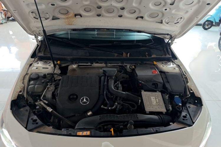 Used Mercedes-Benz A-Class 2020 Restyled A 200 L Sport Sedan Fashion Version Engine Bay