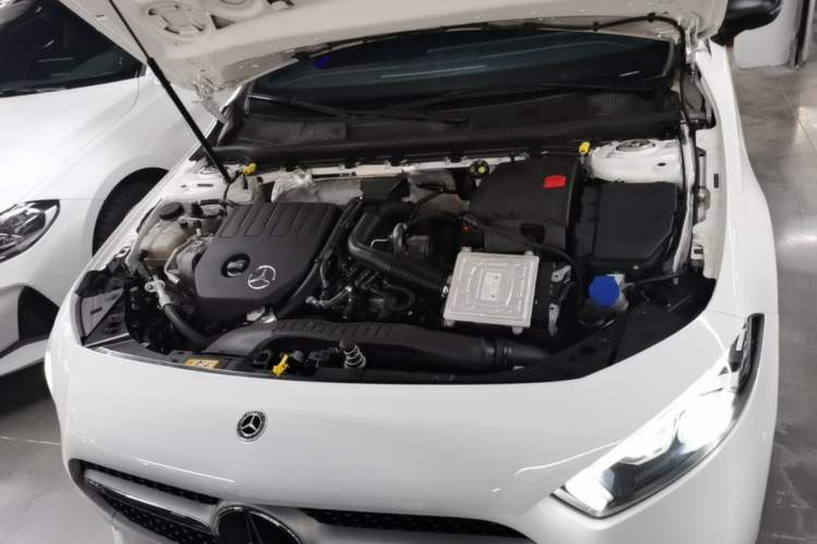 Used Mercedes-Benz A-Class 2020 Restyled A 200 L Sport Sedan Fashion Version Engine Bay
