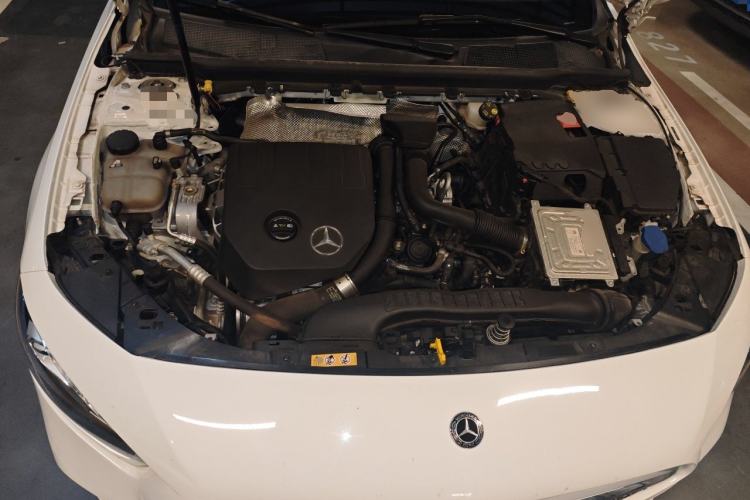 Used Mercedes-Benz A-Class 2020 Restyled A 200 L Sport Sedan Fashion Version Engine Bay