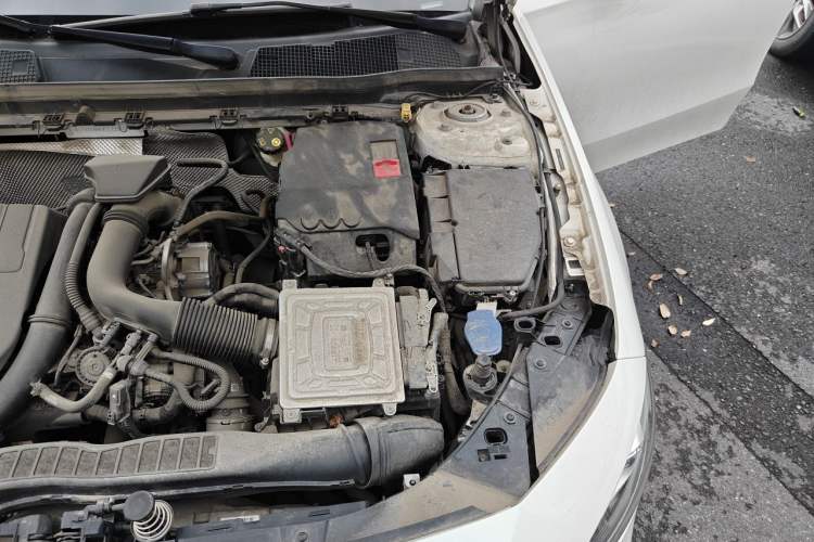 Used Mercedes-Benz A-Class 2020 A 200 L Sport Sedan Engine Bay Left
