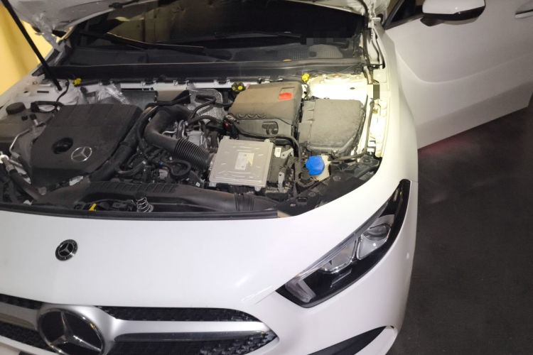 Used Mercedes-Benz A-Class 2020 Restyled A 200 L Sport Sedan Fashion Version Engine Bay Left