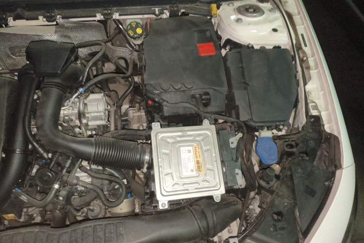 Used Mercedes-Benz A-Class 2020 Restyled A 200 L Sport Sedan Dynamic Version Engine Bay Left