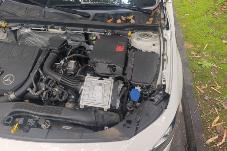 Used Mercedes-Benz A-Class 2020 Restyled A 200 L Sport Sedan Fashion Version Engine Bay Left