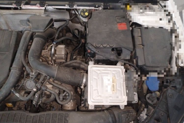 Used Mercedes-Benz A-Class 2020 Restyled A 200 L Sport Sedan Fashion Version Engine Bay Left