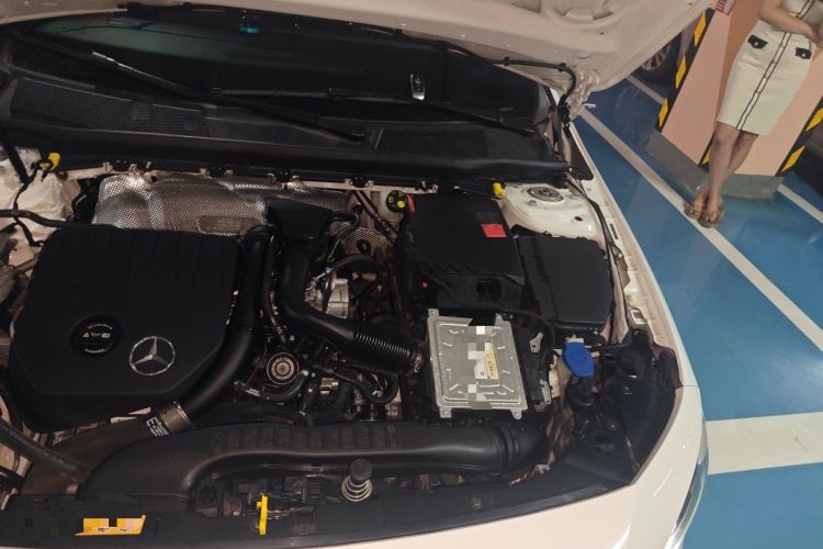 Used Mercedes-Benz A-Class 2020 Facelift A 180 L Sport Sedan Special Configuration Engine Bay Left