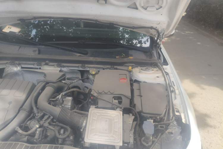 Used Mercedes-Benz A-Class 2020 Restyled A 200 L Sport Sedan Dynamic Version Engine Bay Left
