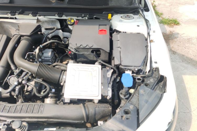 Used Mercedes-Benz A-Class 2020 Restyled A 200 L Sport Sedan Fashion Version Engine Bay Left