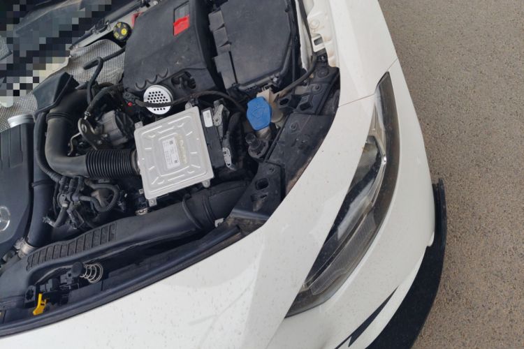Used Mercedes-Benz A-Class 2020 A 180 L Sport Sedan Engine Bay Left