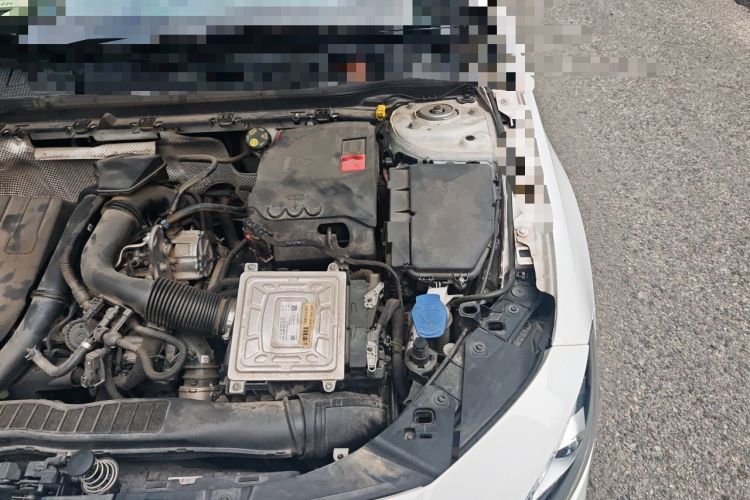 Used Mercedes-Benz A-Class 2020 Restyled A 200 L Sport Sedan Fashion Version Engine Bay Left