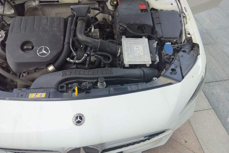 Used Mercedes-Benz A-Class 2020 A 200 L Sport Sedan Engine Bay Left