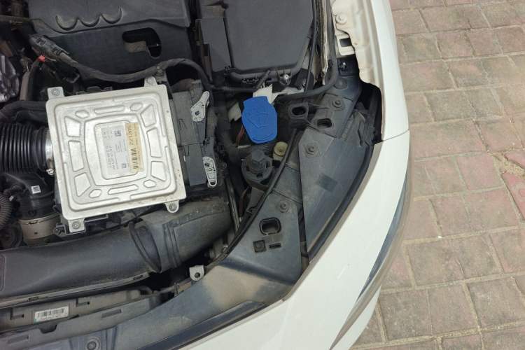 Used Mercedes-Benz A-Class 2020 Facelift A 180 L Sport Sedan Special Configuration Engine Bay Left