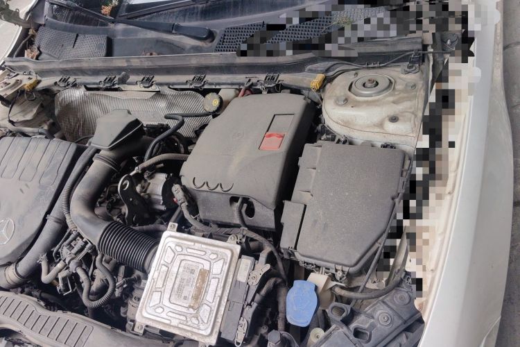 Used Mercedes-Benz A-Class 2020 A 200 L Engine Bay Left