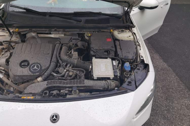 Used Mercedes-Benz A-Class 2020 A 200 L Sport Sedan Engine Bay Left