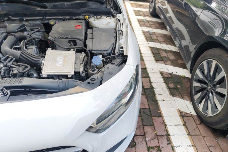 Used Mercedes-Benz A-Class 2020 Second Facelift A 180 L Sport Sedan Engine Bay Left