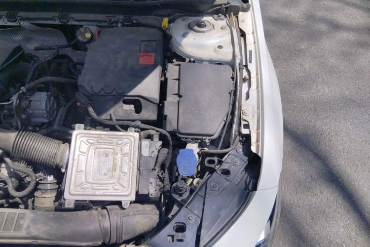 Used Mercedes-Benz A-Class 2020 Restyled A 200 L Sport Sedan Fashion Version Engine Bay Left