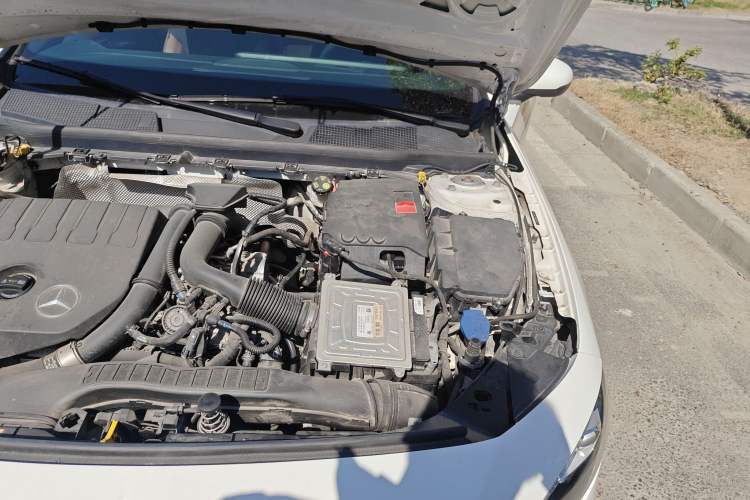 Used Mercedes-Benz A-Class 2020 A 200 L Sport Sedan Engine Bay Left