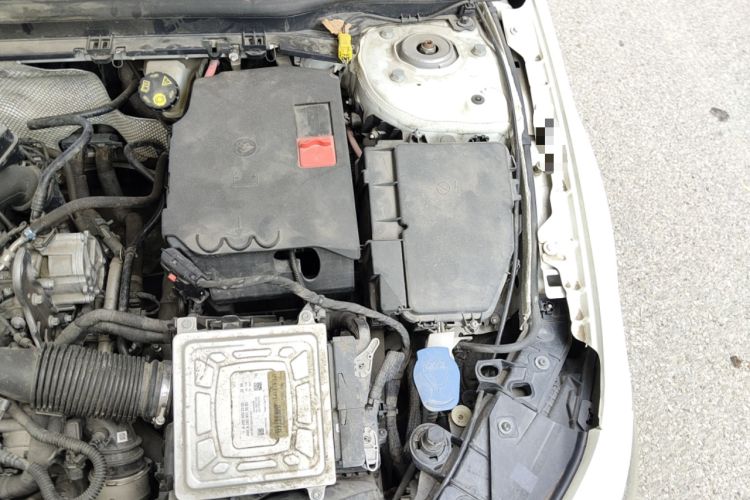 Used Mercedes-Benz A-Class 2020 Restyled A 200 L Sport Sedan Fashion Version Engine Bay Left