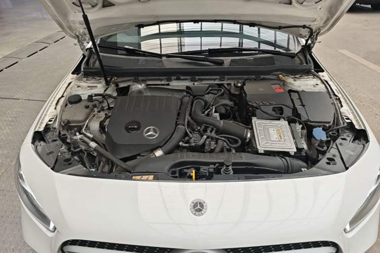 Used Mercedes-Benz A-Class 2020 Restyled A 200 L Sport Sedan Fashion Version Engine Bay
