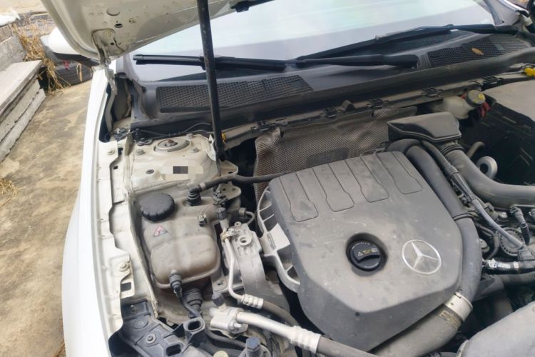 Used Mercedes-Benz A-Class 2020 Restyled A 200 L Sport Sedan Fashion Version Engine Bay Right