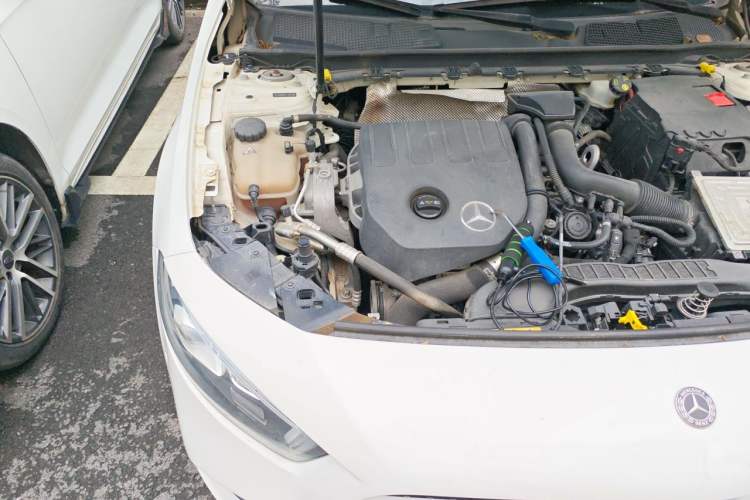 Used Mercedes-Benz A-Class 2020 A 200 L Sport Sedan Engine Bay Right