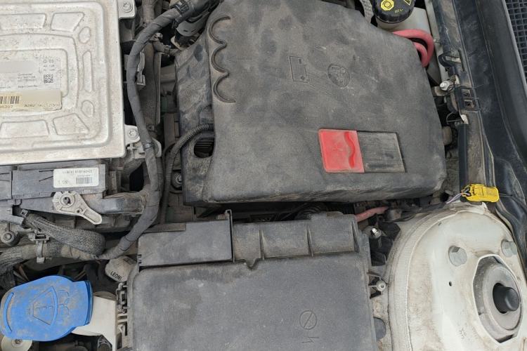 Used Mercedes-Benz A-Class 2020 A 200 L Engine Bay Right