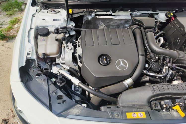 Used Mercedes-Benz A-Class 2020 Restyled A 200 L Sport Sedan Fashion Version Engine Bay Right