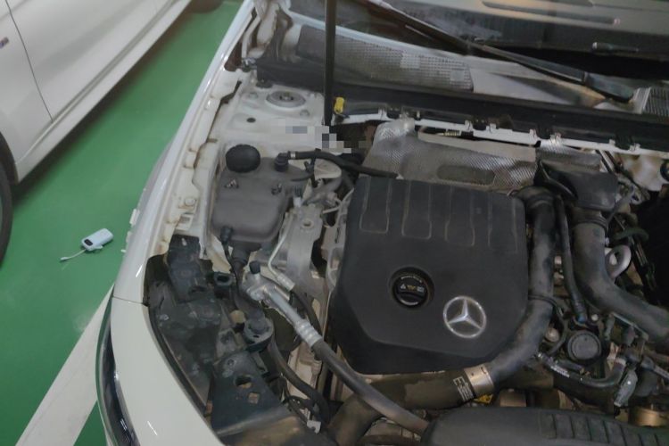 Used Mercedes-Benz A-Class 2020 Revised A 180 L Engine Bay Right