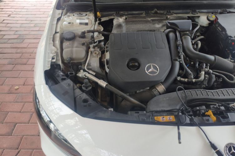 Used Mercedes-Benz A-Class 2020 A 180 L Engine Bay Right