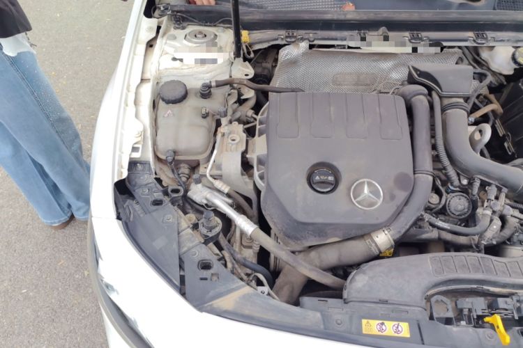 Used Mercedes-Benz A-Class 2020 Restyled A 200 L Sport Sedan Fashion Version Engine Bay Right