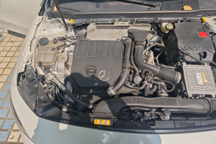 Used Mercedes-Benz A-Class 2020 Second Facelift A 180 L Sport Sedan Engine Bay Right