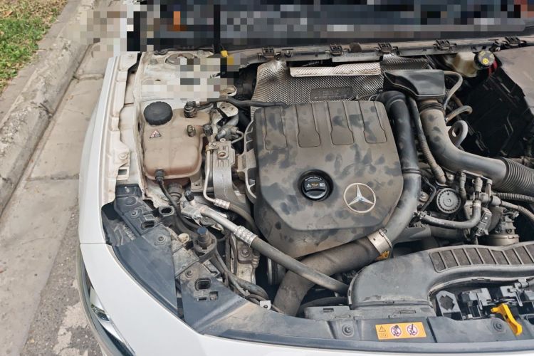 Used Mercedes-Benz A-Class 2020 Restyled A 200 L Sport Sedan Fashion Version Engine Bay Right