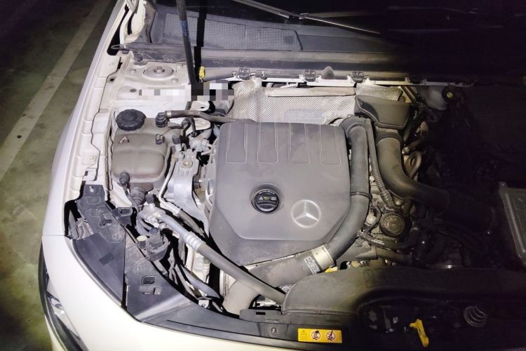 Used Mercedes-Benz A-Class 2020 Restyled A 200 L Sport Sedan Fashion Version Engine Bay Right