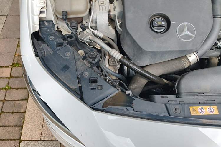 Used Mercedes-Benz A-Class 2020 Restyled A 200 L Sport Sedan Fashion Version Engine Bay Right