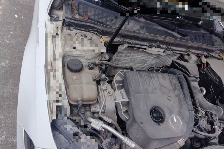 Used Mercedes-Benz A-Class 2020 A 200 L Engine Bay Right