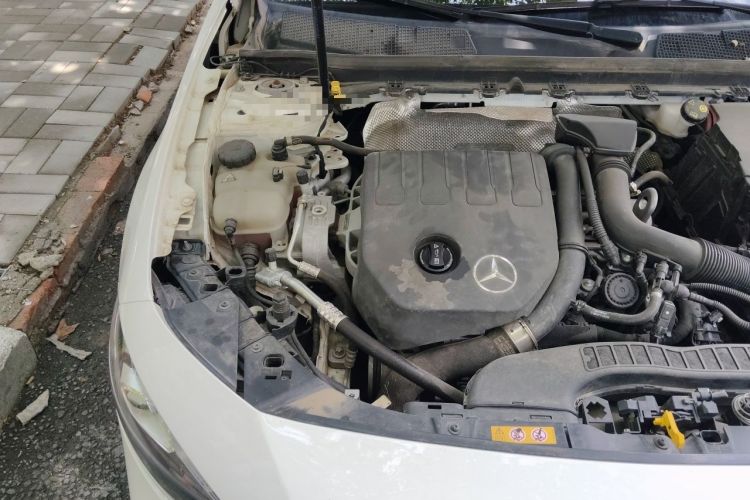 Used Mercedes-Benz A-Class 2020 Restyled A 200 L Sport Sedan Fashion Version Engine Bay Right