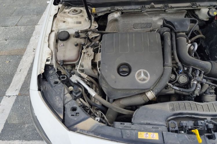 Used Mercedes-Benz A-Class 2020 Restyled A 200 L Sport Sedan Fashion Version Engine Bay Right