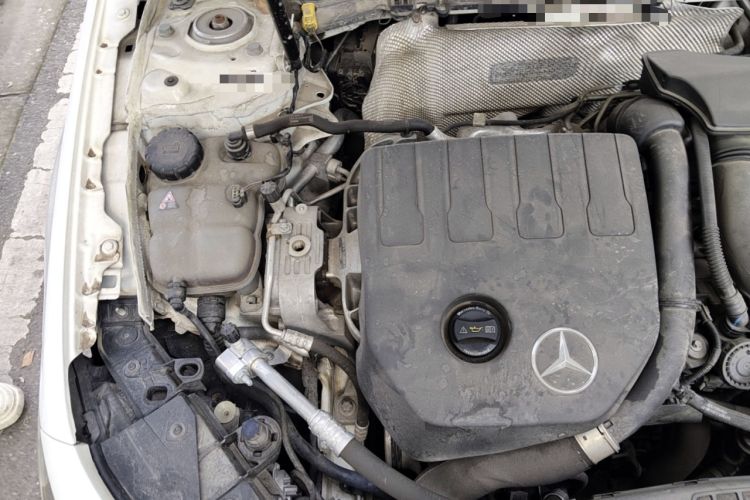 Used Mercedes-Benz A-Class 2020 Restyled A 200 L Sport Sedan Fashion Version Engine Bay Right