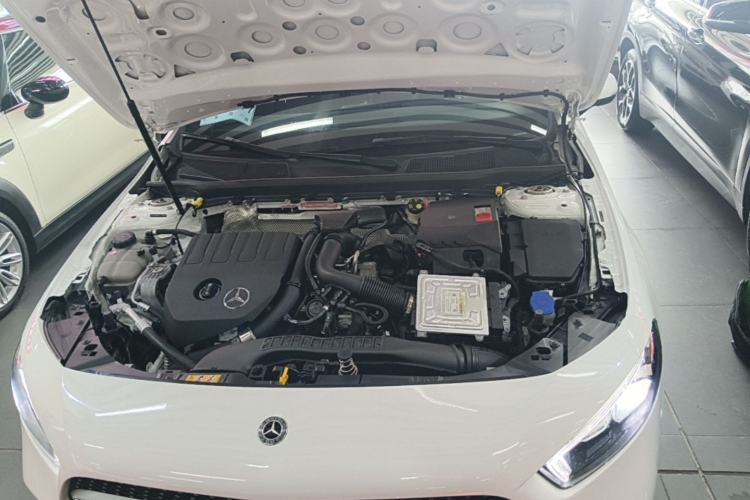Used Mercedes-Benz A-Class 2020 Restyled A 200 L Sport Sedan Fashion Version Engine Bay